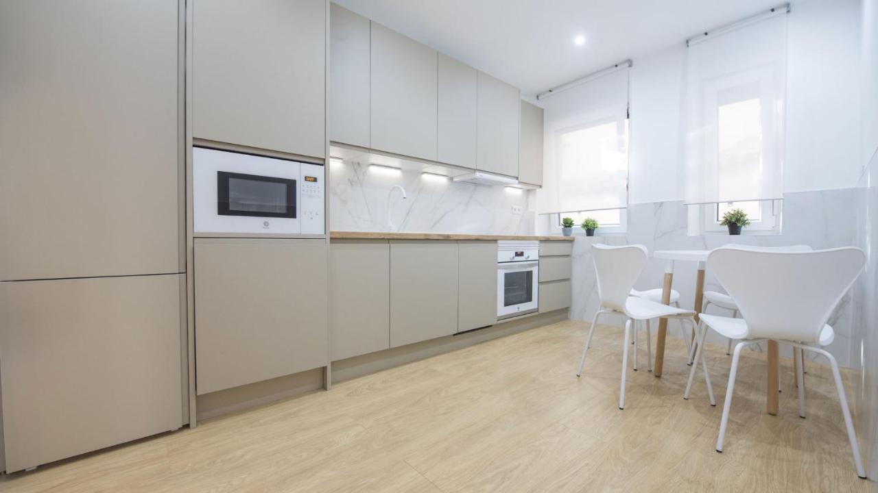 Apartamentos Boutique Puerta De Reyes توليدو المظهر الخارجي الصورة
